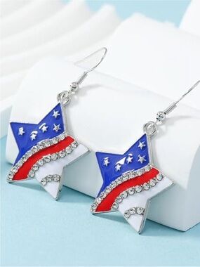 Fun Patriotic Star Earrings NEW!